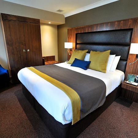 Frensham Pond Country House Hotel & Spa Фарнем Экстерьер фото