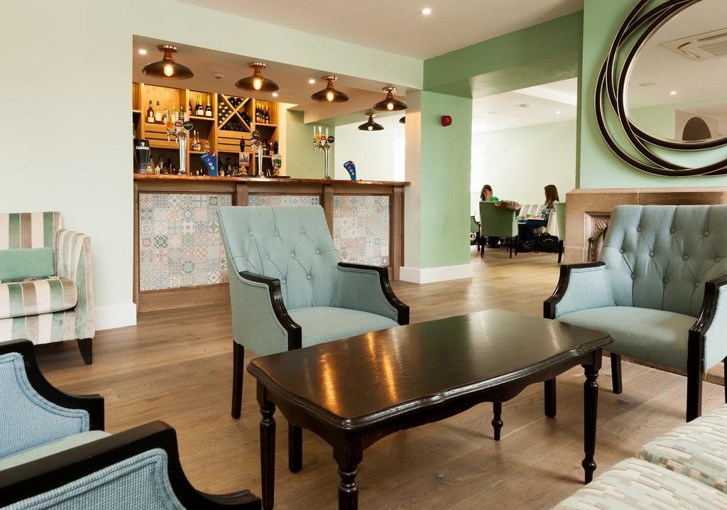 Frensham Pond Country House Hotel & Spa Фарнем Экстерьер фото