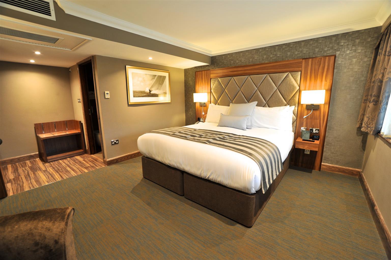 Frensham Pond Country House Hotel & Spa Фарнем Экстерьер фото